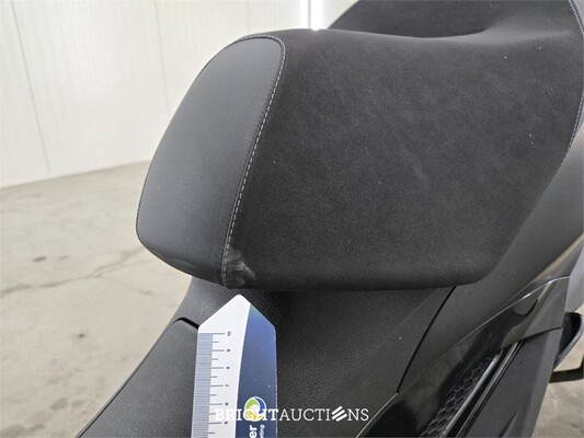 Piaggio Scooter 300 MP3 HPE 26pk 2023, T-785-KS