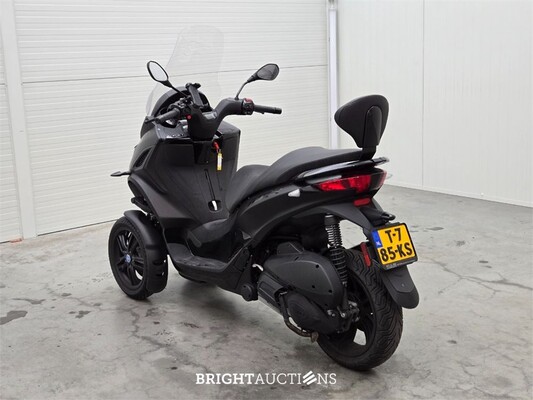 Piaggio Scooter 300 MP3 HPE 26pk 2023, T-785-KS