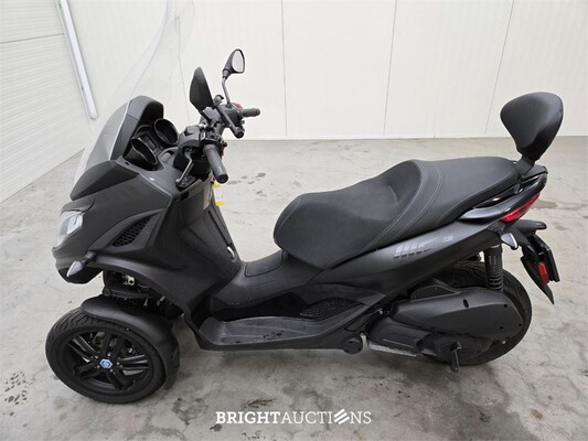 Piaggio Scooter 300 MP3 HPE 26pk 2023, T-785-KS