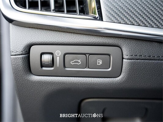 Polestar 1 2.0 T8R (1 van 1500) Carbon Plug-In Hybrid 609pk 2022