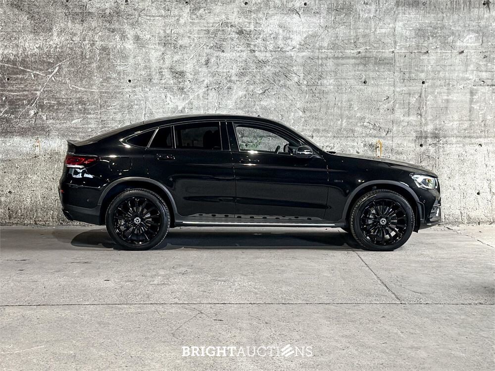 Mercedes-Benz GLC300e 4M Business Solution AMG GLC-klasse Coupé 320pk 2021, S-063-GD 