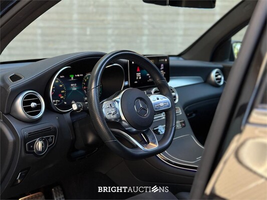 Mercedes-Benz GLC300e 4M Business Solution AMG GLC-klasse Coupé 320pk 2021, S-063-GD