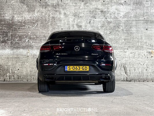 Mercedes-Benz GLC300e 4M Business Solution AMG GLC-klasse Coupé 320pk 2021, S-063-GD