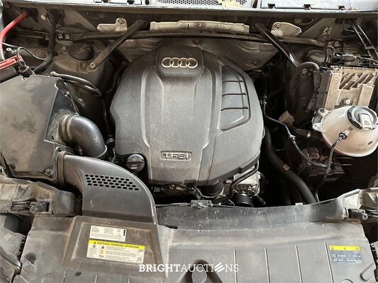 Audi Q5 2.0 TFSI Quattro Sport S Line Black Edition 252pk 2018 (Origineel-NL + 1e Eigenaar), TT-931-B