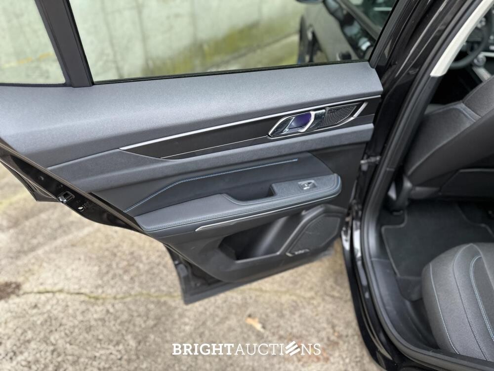 Lynk & Co 01 PHEV 7DCTH 132kw 261pk 2023