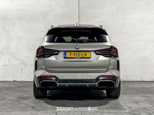 BMW iX3 High Executive 80kWh 286pk 2022, T-113-LV