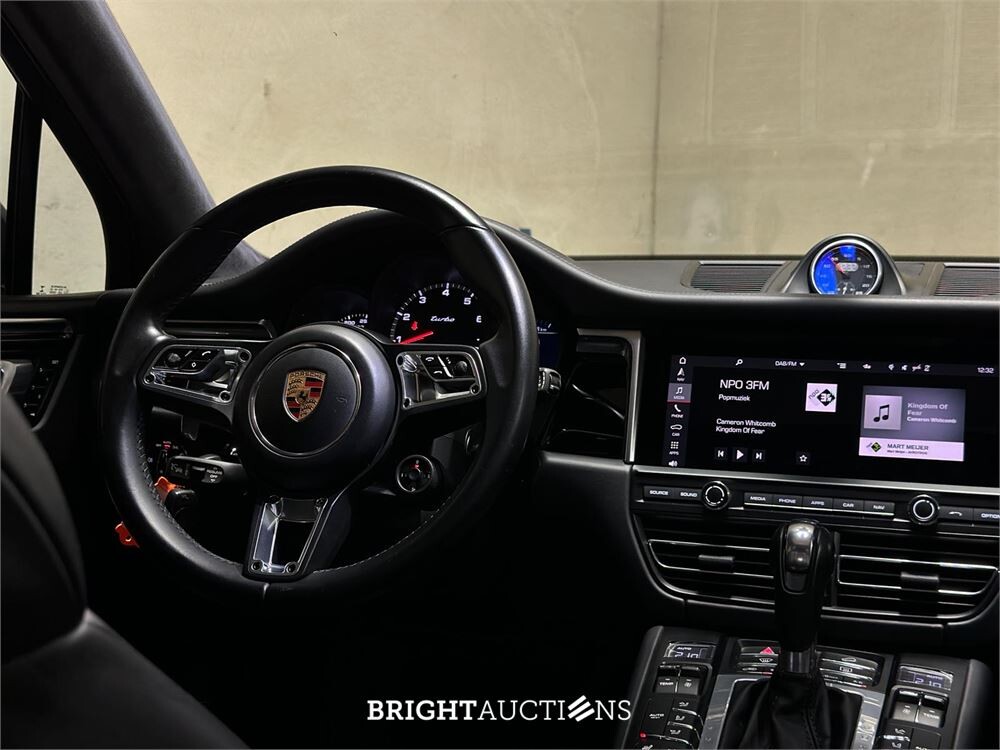 Porsche Macan Turbo 2.9 V6 441pk 2020, J-177-TT