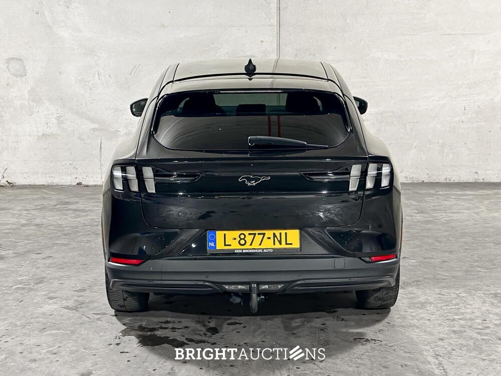 Ford Mustang Mach-E RWD 75 kWh 258pk 2021 (Origineel-NL + 1e eigenaar), L-877-NL