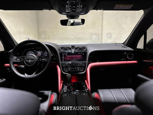 Bentley Bentayga 4.0 V8 S 549 pk 2022 (Original-NL), P-719-VF