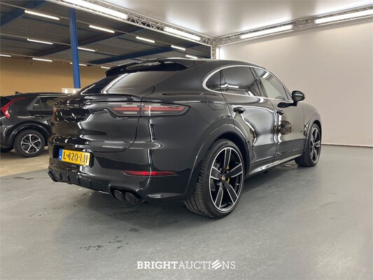 Porsche Cayenne Turbo S Coupé E-Hybrid 4.0 685pk 2020, L-420-LH