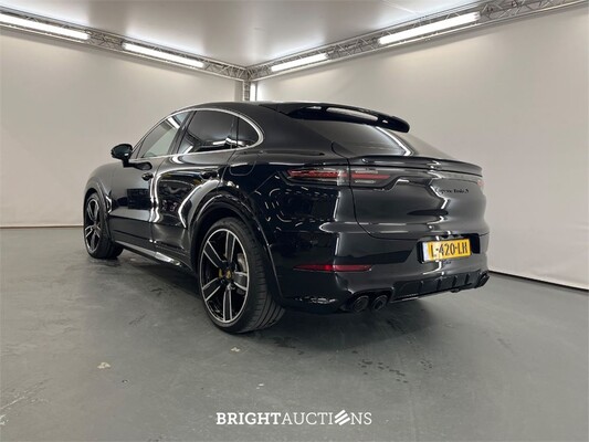 Porsche Cayenne Turbo S Coupé E-Hybrid 4.0 685pk 2020, L-420-LH