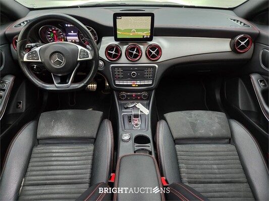 Mercedes-Benz CLA45 AMG 45 Shooting Brake 4MATIC 381pk 2016 CLA-Klasse, K-817-GX