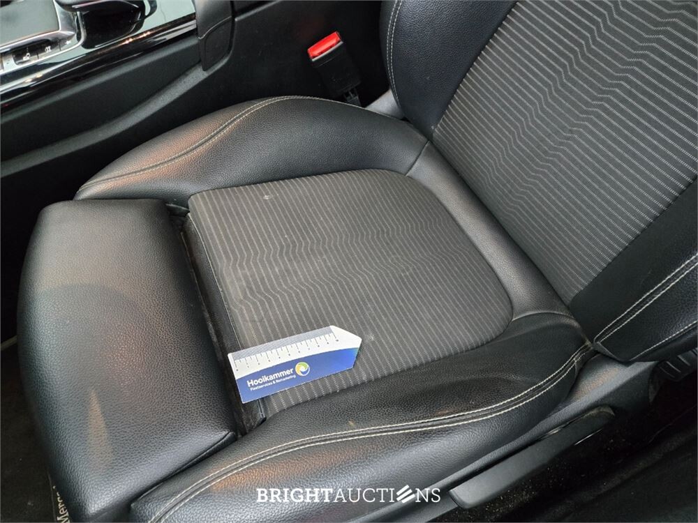 Mercedes-Benz CLA220 Shooting Brake Advantage 191pk 2021 (Origineel-NL) CLA-Klasse, K-983-BP