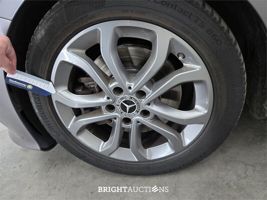 Mercedes-Benz CLA220 Shooting Brake Advantage 191pk 2021 (Origineel-NL) CLA-Klasse, K-983-BP