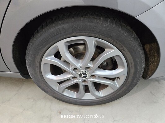 Mercedes-Benz CLA220 Shooting Brake Advantage 191pk 2021 (Origineel-NL) CLA-Klasse, K-983-BP