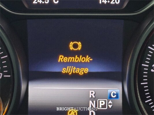 Mercedes-Benz CLA200 Shooting Brake Ambition 157pk 2017 CLA-Klasse, G-551-PN