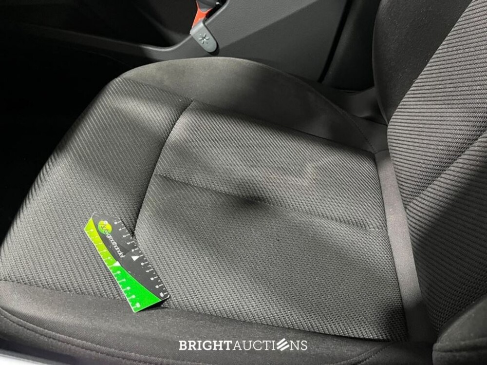 Audi e-tron Sportback 50 Business edition Quattro 71 kWh 313pk 2021 (Origineel-NL), L-789-TL