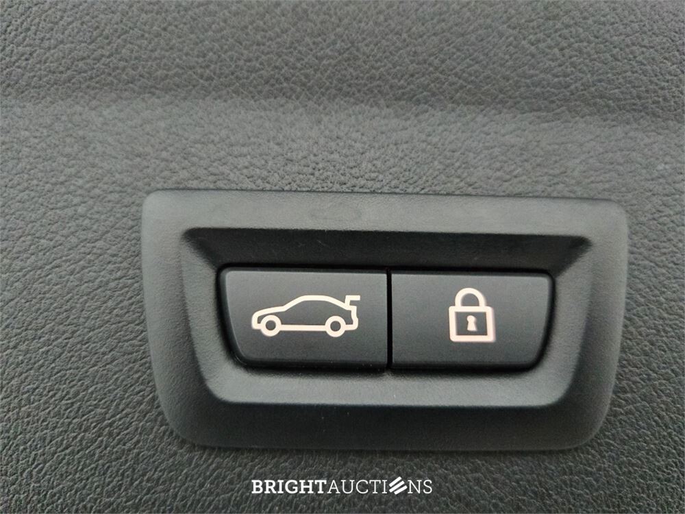 BMW 120i 1-serie High Executive 178pk 2021 1-Serie, Z-544-RT