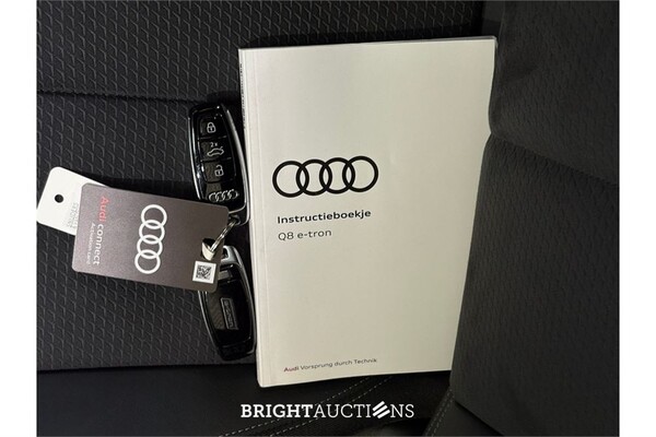 Audi Q8 55 S Edition Competition Quattro 115 kWh 2024 (Origineel-NL), Z-182-HF