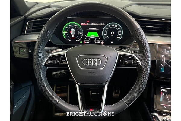 Audi Q8 55 S Edition Competition Quattro 115 kWh 2024 (Origineel-NL), Z-182-HF