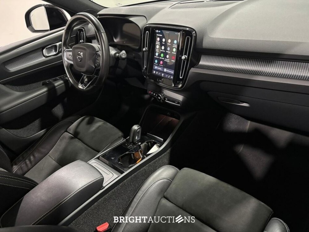 Volvo XC40 Recharge P8 R-Design AWD 408pk 2021 (Origineel-NL), L-840-FT