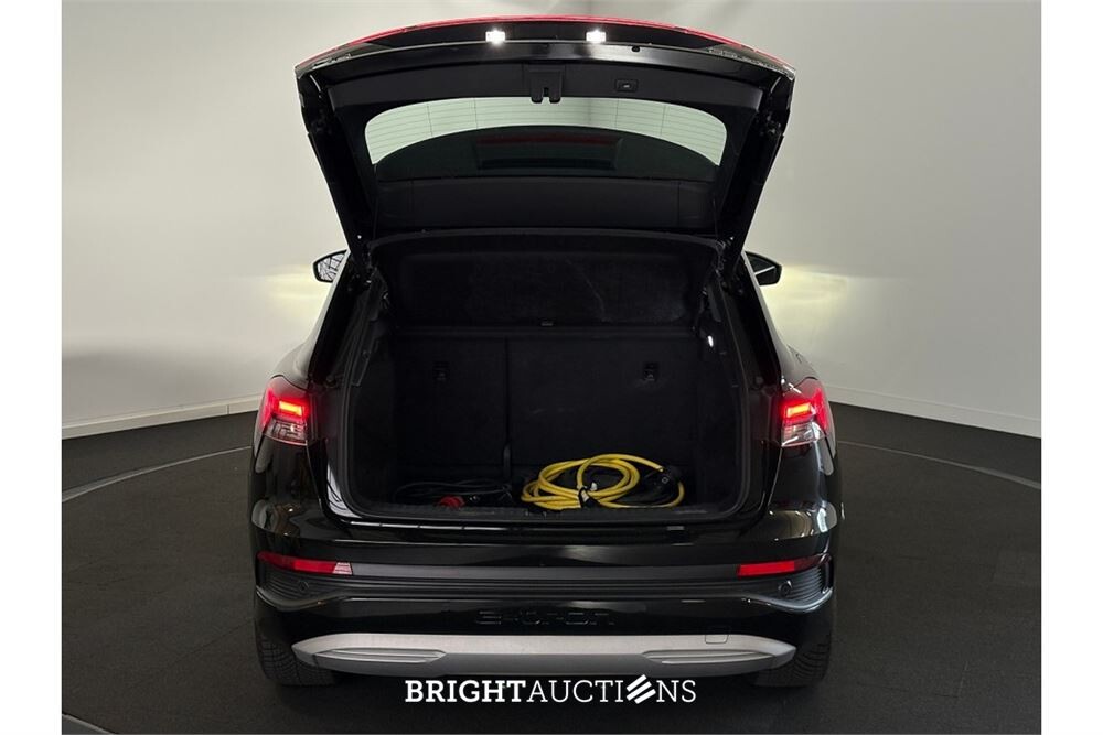 Audi Q4 35 Advanced edition 55 kWh 2022 (Origineel-NL), R-916-DG