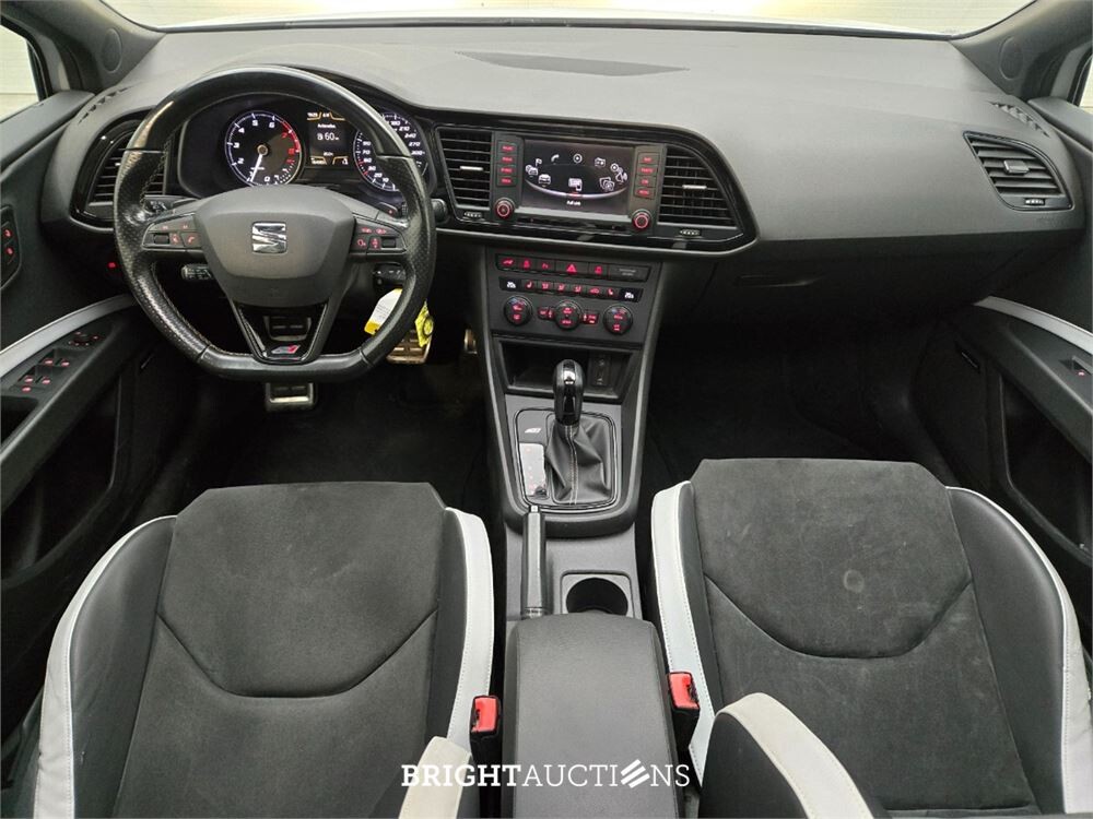 SEAT Leon Cupra Connect 2.0 TSI 290pk 2016, P-506-PT