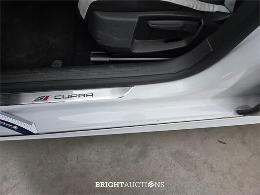 SEAT Leon Cupra Connect 2.0 TSI 290pk 2016, P-506-PT