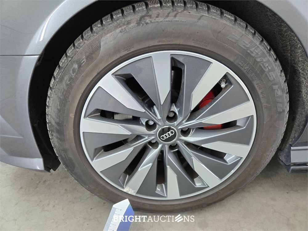 Audi A6 Avant Advance Sport 2.0 TFSI Quattro 252pk 2018, L-836-GN