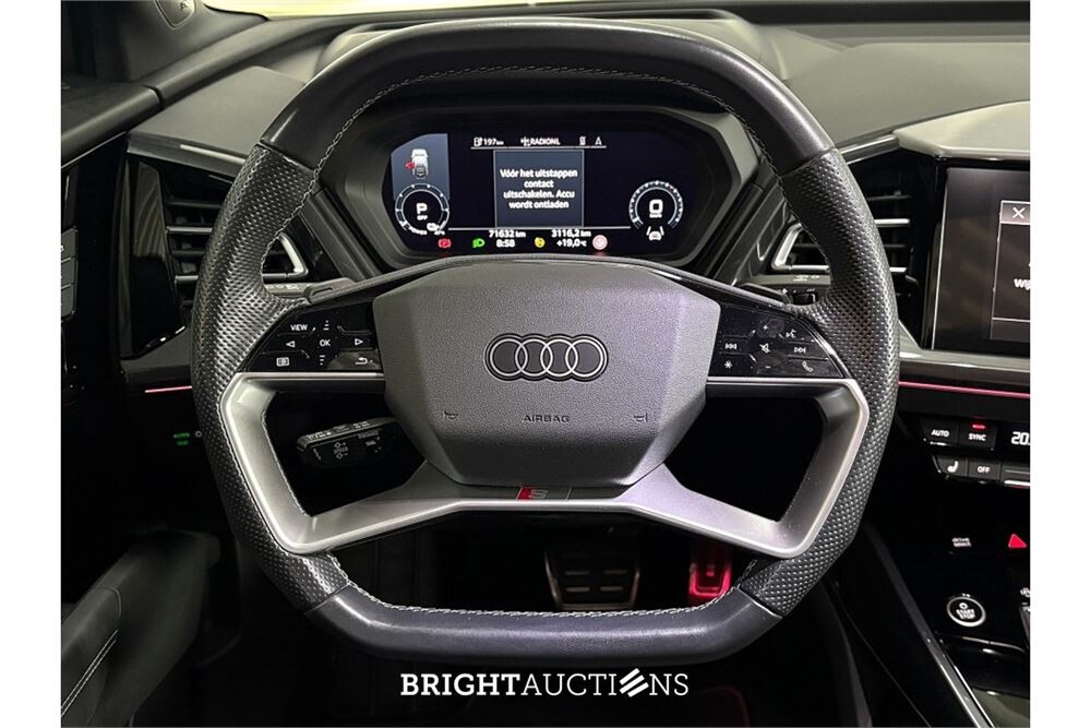 Audi Q4 50 S edition Quattro 77 kWh 2021 (Origineel-NL), N-596-SR