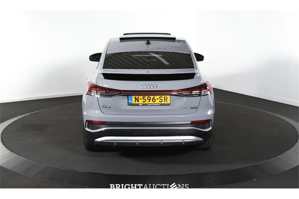 Audi Q4 50 S edition Quattro 77 kWh 2021 (Origineel-NL), N-596-SR
