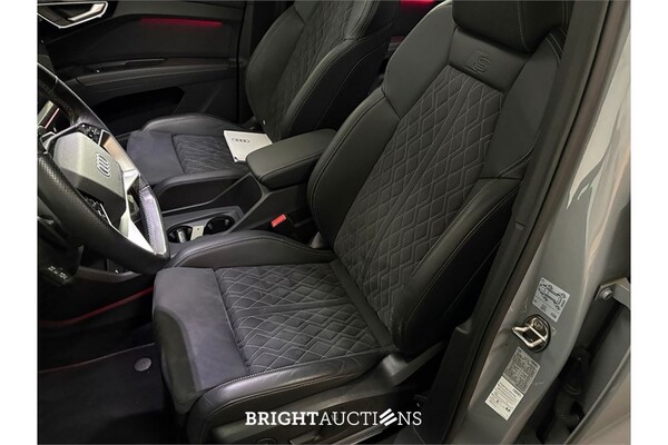 Audi Q4 50 S edition Quattro 77 kWh 2021 (Origineel-NL), N-596-SR