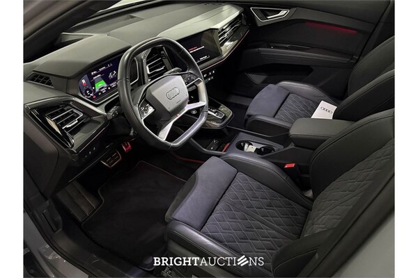 Audi Q4 50 S edition Quattro 77 kWh 2021 (Origineel-NL), N-596-SR