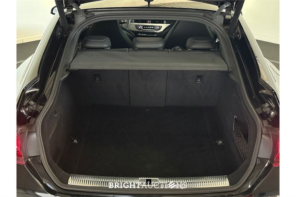 Audi A5 Sportback 40 Launch edition Sport TDI 190pk 2020, P-165-JF