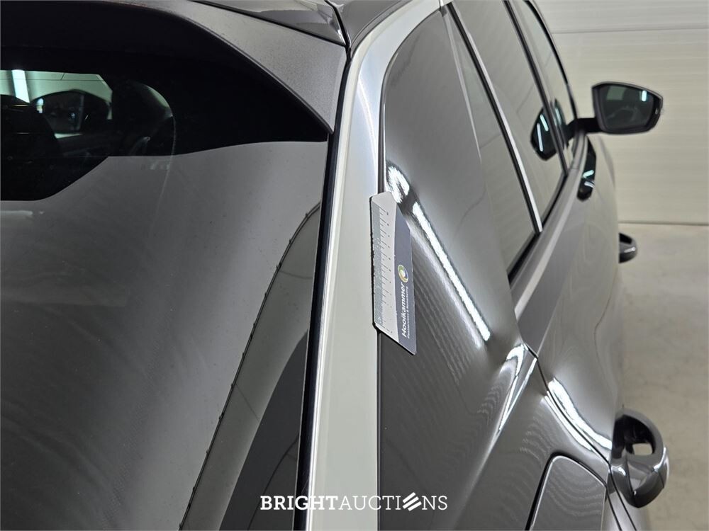 Volkswagen T-Roc 4Motion Sport Business R 2.0 TSI 191pk 2019, X-032-DJ