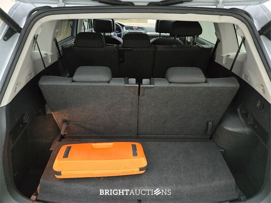 Volkswagen Tiguan Allspace Comfortline Business 7p 1.4 TSI 150pk 2018 (Origineel-NL), TV-246-J