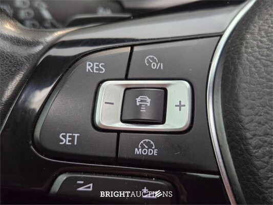 Volkswagen Tiguan Allspace Comfortline Business 7p 1.4 TSI 150pk 2018 (Origineel-NL), TV-246-J