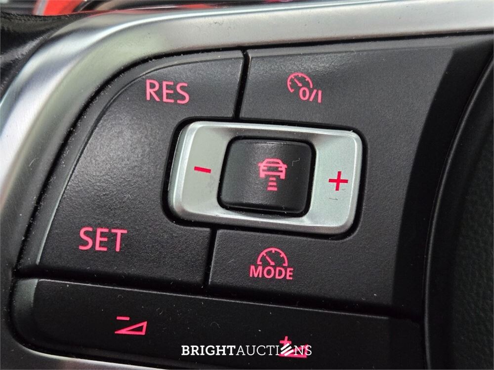 Volkswagen Polo GTI 2.0 TSI 200pk 2020, T-411-VH