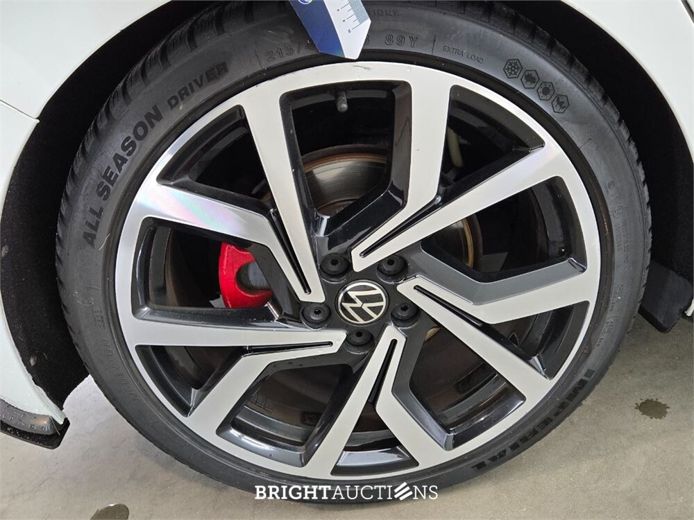 Volkswagen Polo GTI 2.0 TSI 200pk 2020, T-411-VH