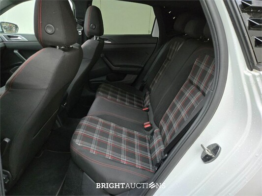 Volkswagen Polo GTI 2.0 TSI 200pk 2020, T-411-VH