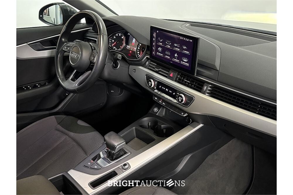 Audi A4 35 Pro Line TFSI 149pk 2020 (Origineel-NL), J-439-NH