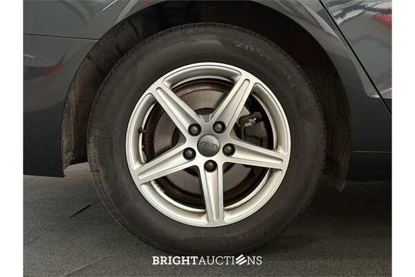 Audi A4 35 Pro Line TFSI 149pk 2020 (Origineel-NL), J-439-NH