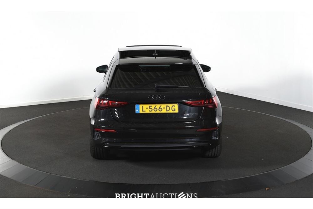 Audi A3 Sportback 35 edition one TFSI 149pk 2021 (Origineel-NL), L-566-DG
