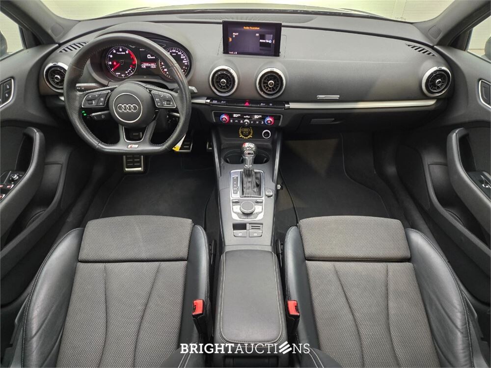 Audi A3 Sportback 35 CoD Sport S-Line Edition TFSI 150pk 2019 (Origineel-NL), ZL-686-Z