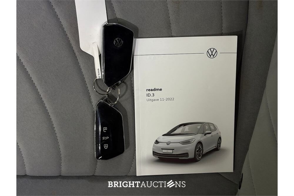 Volkswagen ID.3 Pro Advantage 58 kWh 2023 (Origineel-NL), T-761-HN
