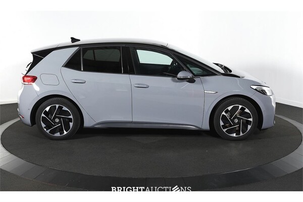 Volkswagen ID.3 Pro Advantage 58 kWh 2023 (Origineel-NL), T-761-HN