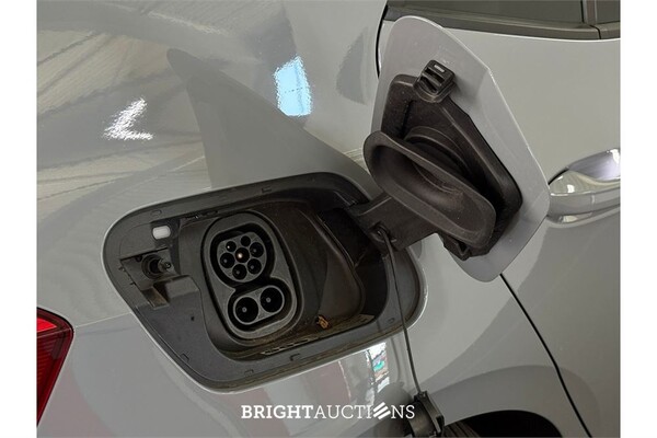 Volkswagen ID.3 Pro Advantage 58 kWh 2023 (Origineel-NL), T-761-HN