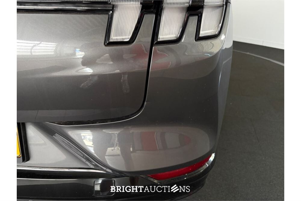 Ford Mustang Extended AWD 98 kWh 2021 (Origineel-NL), L-825-PD