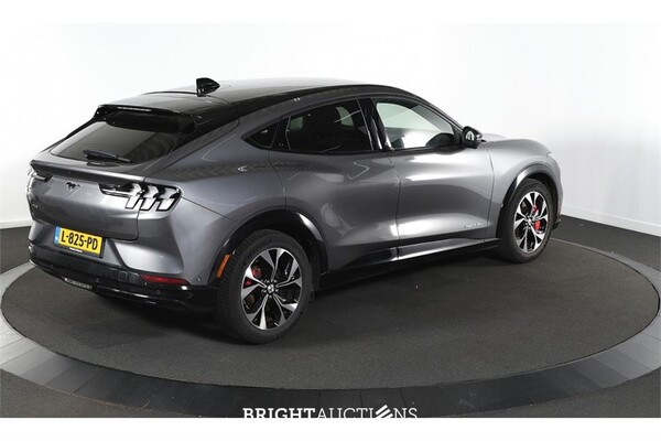 Ford Mustang Extended AWD 98 kWh 2021 (Origineel-NL), L-825-PD