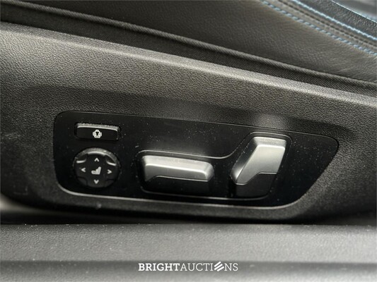 BMW M240i xDrive High Executive 374pk 2022 2-serie Coupé, HZJ-23-D